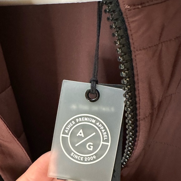 NWT Women’s XL Asher Golf Tech Vest. - Picture 7 of 16